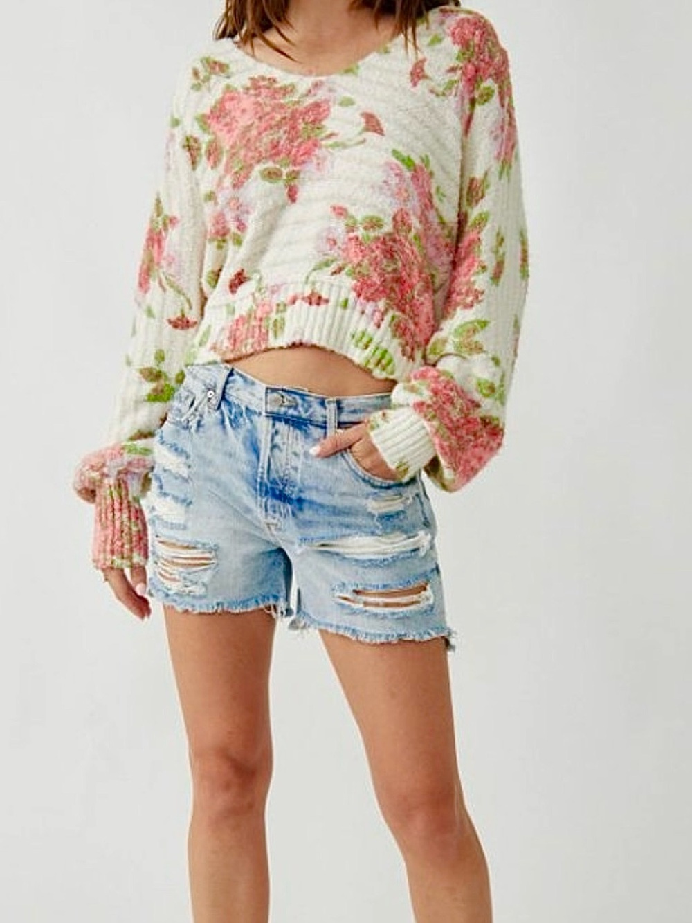 NWT FREE PEOPLE BED OF ROSES SWEATER SIZE SMALL!! SO CUTE!!! - Picture 2 of 8